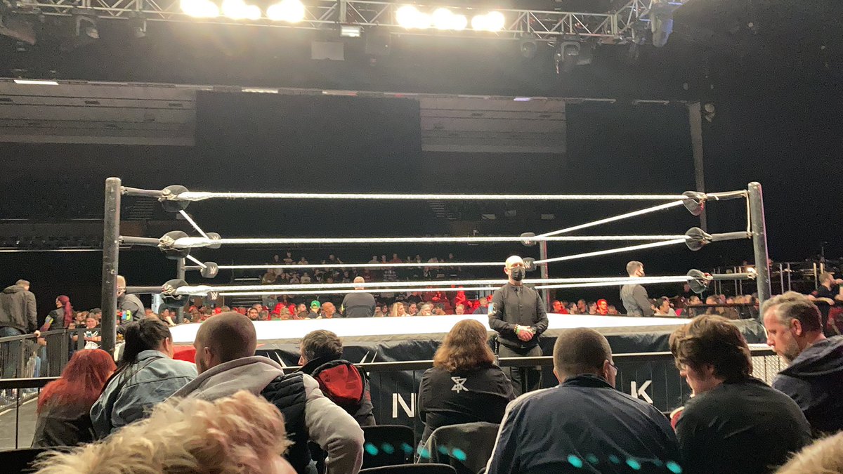 HannahCook's tweet image. Insane seats!!!! Let’s go!!! #wwelive #wwebrighton