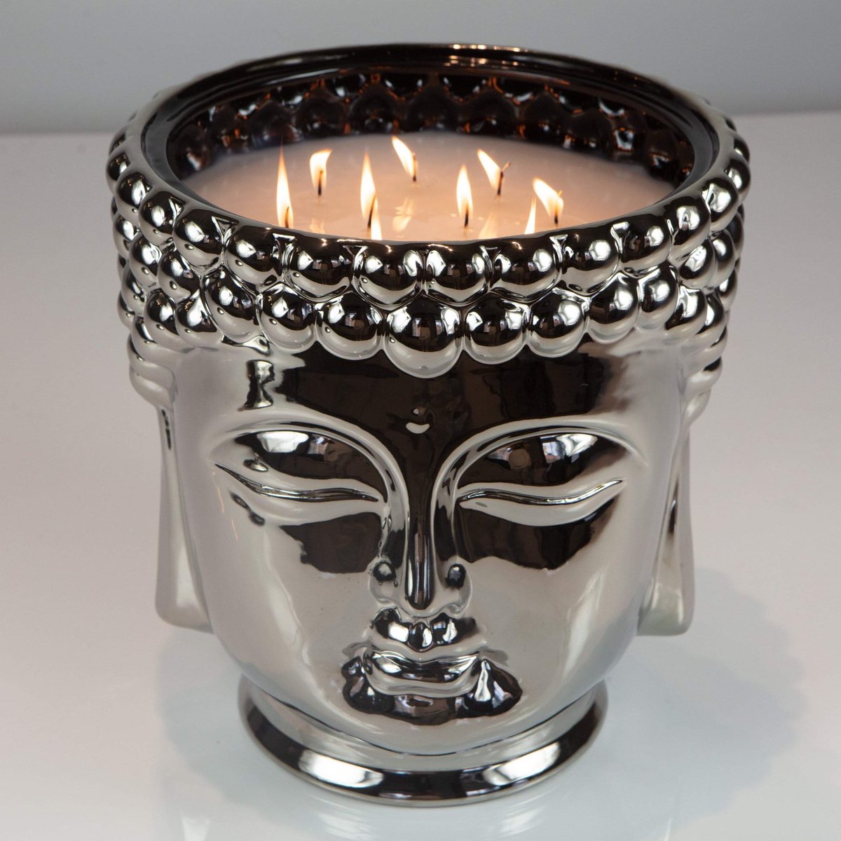 mrsmiathornton's tweet photo. Check out our 9-Wick “Silver Grande Buddha” candle — 

The budget is not low” 🥂#rhop 

NOW AVAILABLE https://t.co/gjk03hk0nY 

#www https://t.co/hb8lDopcot