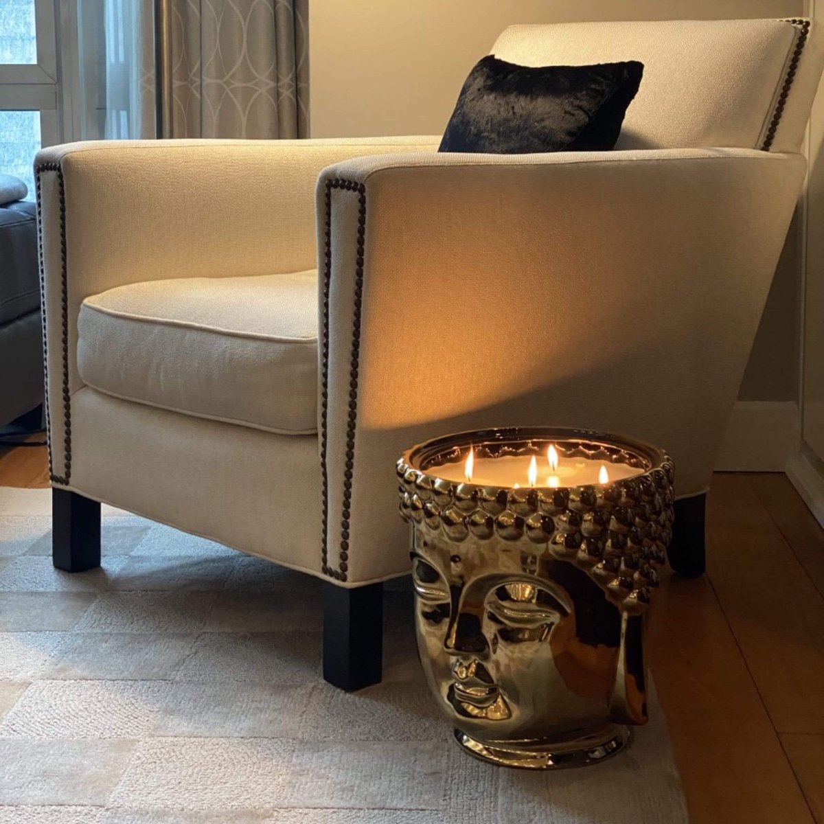 mrsmiathornton's tweet photo. Check out our 9-Wick “Silver Grande Buddha” candle — 

The budget is not low” 🥂#rhop 

NOW AVAILABLE https://t.co/gjk03hk0nY 

#www https://t.co/hb8lDopcot