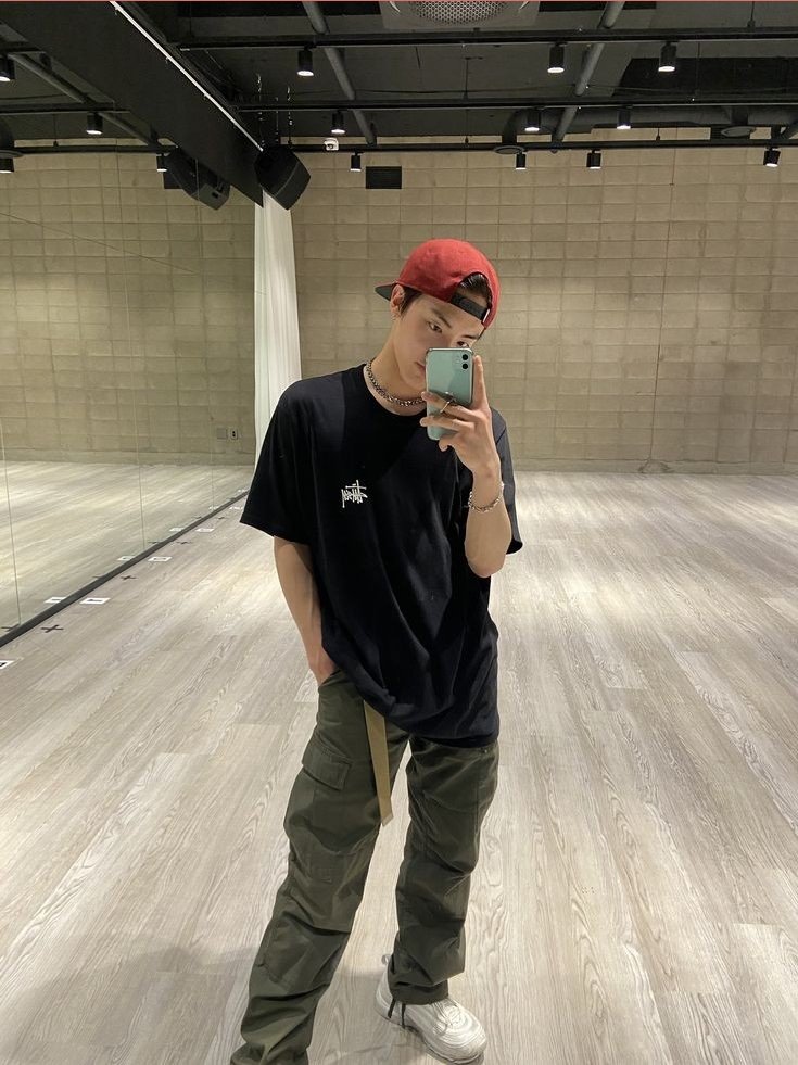 ericmyIove's tweet photo. hola otra vez soy @Sambaakja me cree esta acc para votar por los boyz en los mamas, me ayudan dando rt para conseguir los 100 moots y no invaliden mis votos?

— doy fb rápido y soy buena moot ♡ https://t.co/SxzGjxTC5w