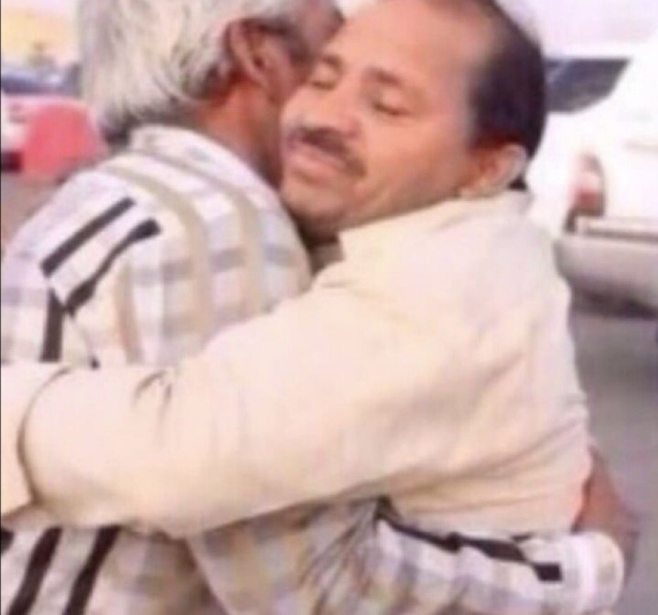 1chiim's tweet photo. #الانستا
حقون تويتر وهم يستقبلونا للمرا الثالث 😭😭😭 https://t.co/5pEk0Yykav