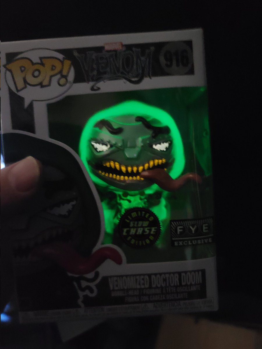 kushologist420's tweet image. Gotta love that glow on doctor doom venomized #funko #funkoglow #marvelfunko #doctordoom #funkocollectors