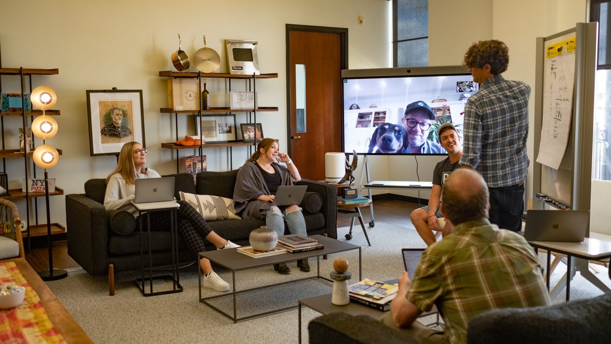 rameyagency's tweet photo. Everyone loves a brainstorm meeting, but how can we make them more impactful? Rethinking the brainstorm session with the help of MIT: https://t.co/EQdyLPdfr1 #OnTheBlog #TeamRamey https://t.co/kvRCNqja89