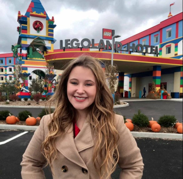 OLVDad's tweet photo. RT @LaGrangeCollege: Rachel Cartwright, Musical Theatre '21, was recently named “Star of the Month” at Legoland in New York, and she has just accepted a year-round position as a featured performer at the Legoland Hotel. #LCSuccess #UnlockYourPossibility https://t.co/PxT6rsmZsc