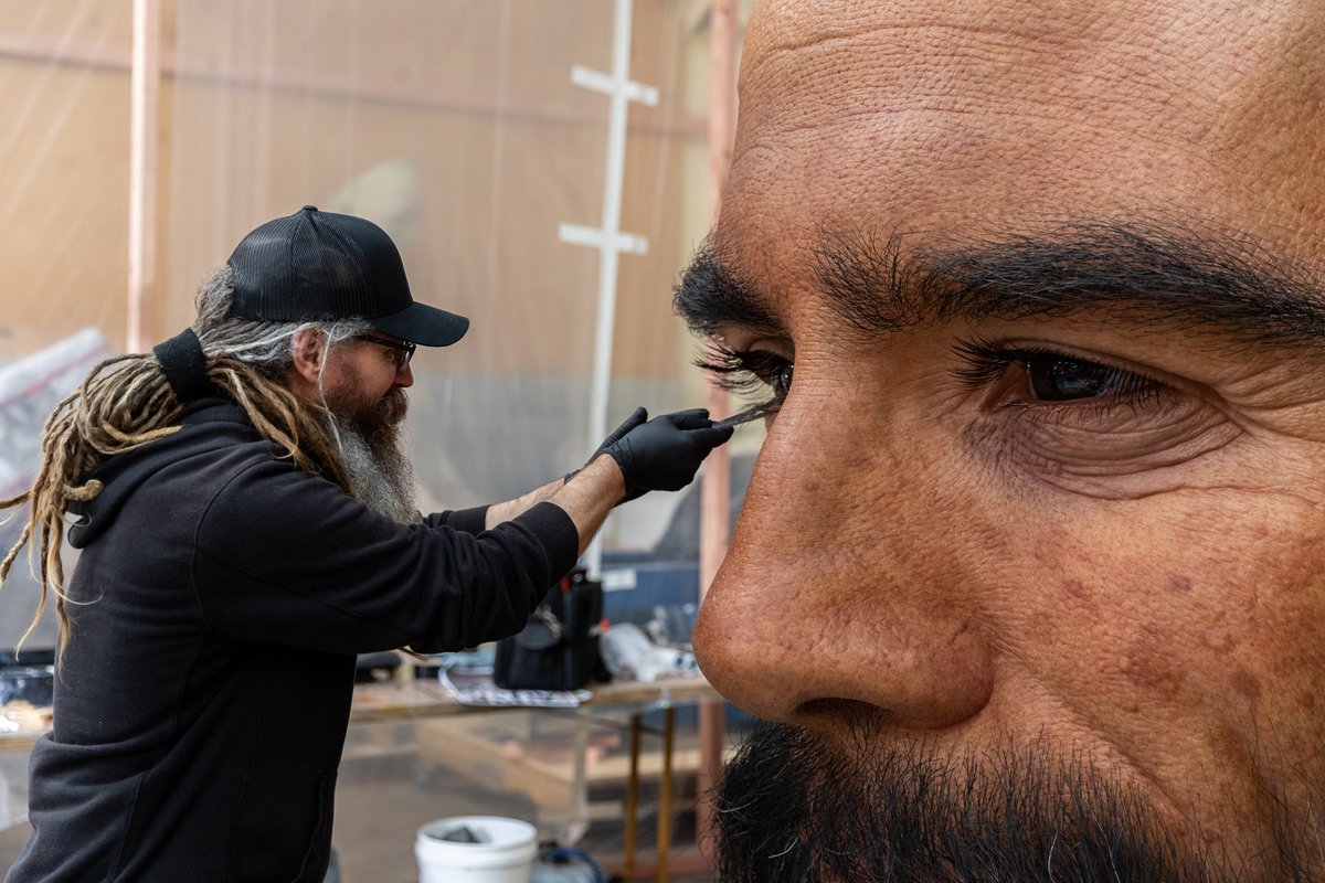 Miles of fabric and 20,000 individual beard hairs; our immersive display for @expo2020dubai includes our largest hyperrealistic giants yet. Now, for the very first time, check out our artists and technicians at work on these colossal pieces: bit.ly/WWgiants2020Ex…