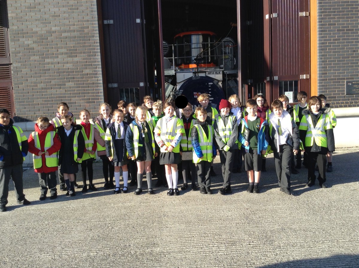 Hoylake Holy Trinity School tweet media
