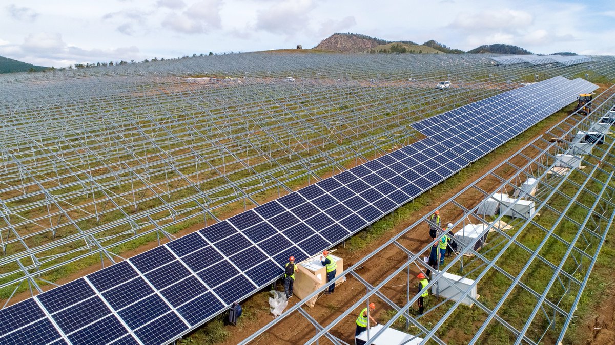 SEIA's tweet image. Instead of creating jobs, the Section 201 #solar tariffs have caused the loss of 62,000 #AmericanJobs. It’s time to #StopSolarTariffs and make real investments in U.S. manufacturing. 

Tune in to the hearing: bit.ly/3ExWC7g