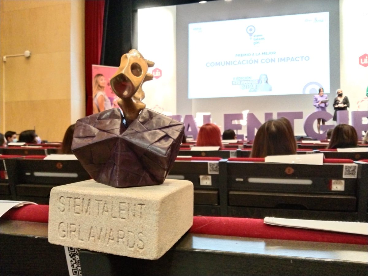FUN_INTEGRA's tweet photo. Ilusionados y agradecidos por obtener este premio STEM TALENT AWARDS #STGAwards en la categoría de Mejor proyecto social. 
Un millón de gracias a @AstiFoundation y   @familiajcyl por este fantástico reconocimiento y enhorabuena al resto de premiados.
#talentgirl #fundacionintegra https://t.co/NY2mzjPFzO