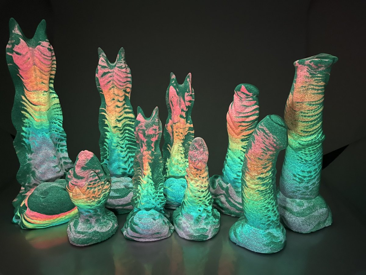 ppsculptors's tweet photo. And some 0030 black rainbows 🤩 https://t.co/KCM5JMOtxQ