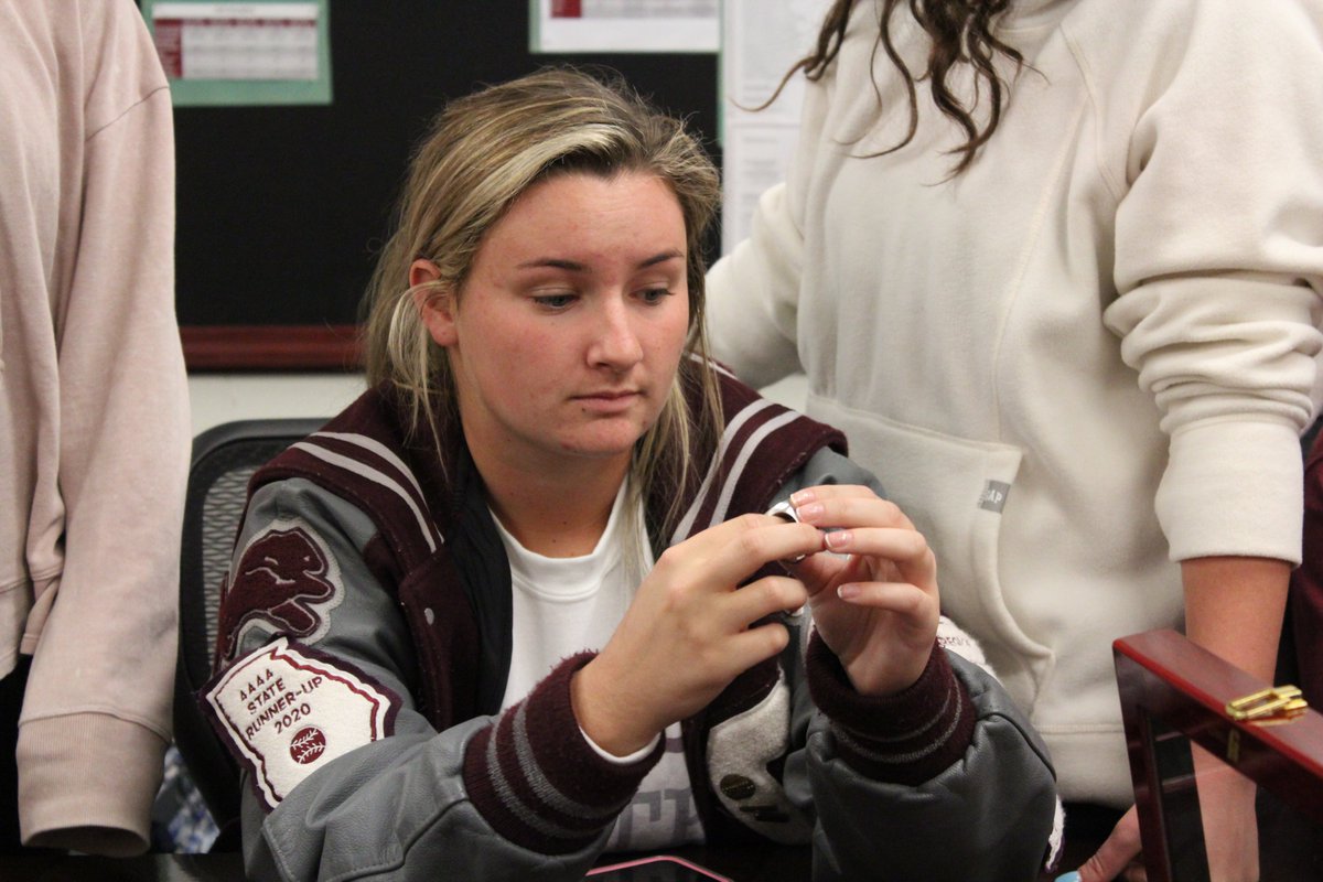 Central_Lions's tweet photo. Central High School's State Champion Softball Team selected their championship ring style today. Way to go Lady Lions!

#lionstrong #24strong #committed #wechangelives #showsomelove #thecitymenus #gotthering https://t.co/SCu2VUkaU2