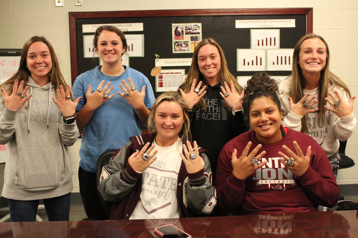 Central_Lions's tweet photo. Central High School's State Champion Softball Team selected their championship ring style today. Way to go Lady Lions!

#lionstrong #24strong #committed #wechangelives #showsomelove #thecitymenus #gotthering https://t.co/SCu2VUkaU2