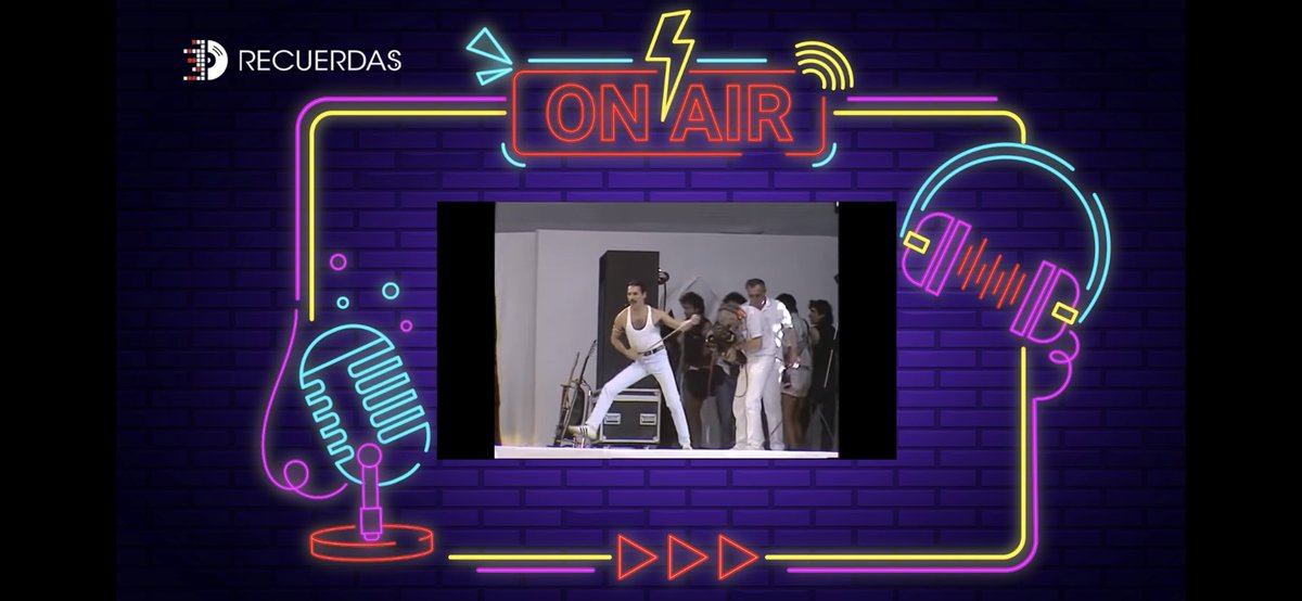 Probando nuestro canal de Twitch se Llama Recuerdas_net y el viernes tendremos el sorteo de la primera taza de #FreddieMercury ¡que nervios! #Recuerdas #Almansa