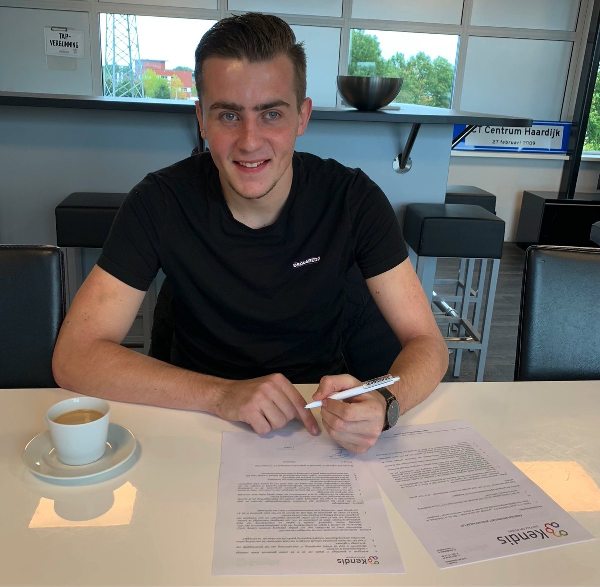 Vorige week is Jesse Godeke bij ons begonnen als commercieel medewerker binnendienst. Hij gaat ons salesteam versterken. We wensen je heel veel werkplezier bij Kendis Jesse.