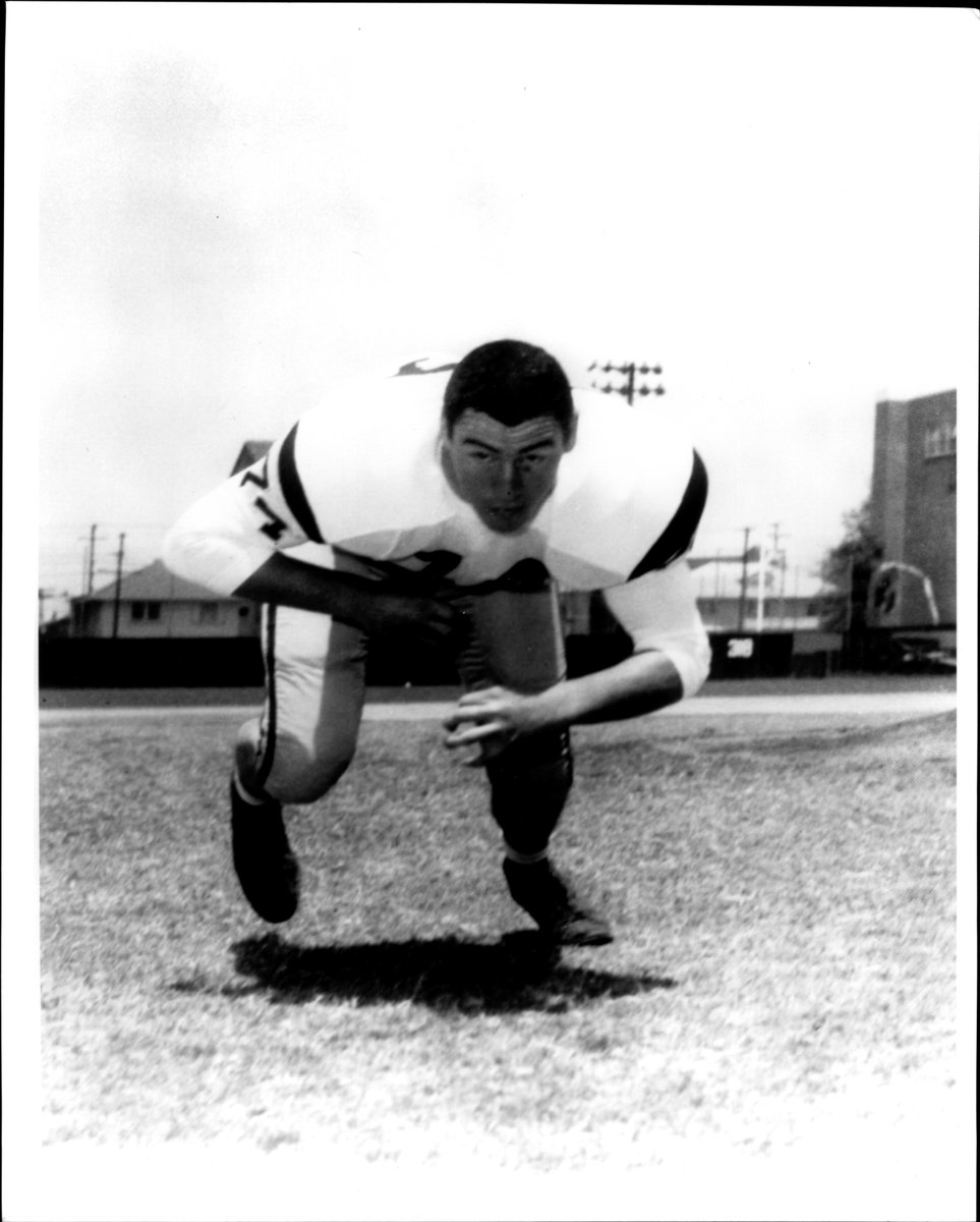 HempForPros's tweet photo. #RonMix:. Ron said he is relatively certain that he had allowed less than 5 sacks during his entire professional career.
@suke1080 @DThompsonMN @BenTroupe84
https://t.co/vFxIull2wy https://t.co/bYq87AIYZL