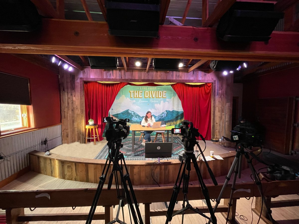 ObozFootwear's tweet image. LIVE from Bozeman 🔊

President, Amy Beck, opens up the Oboz Brand Summit this morning from @LiveFromDivide. The Oboz Team will spend the day virtually connecting and collaborating with sales representatives and partners from across the country and world.