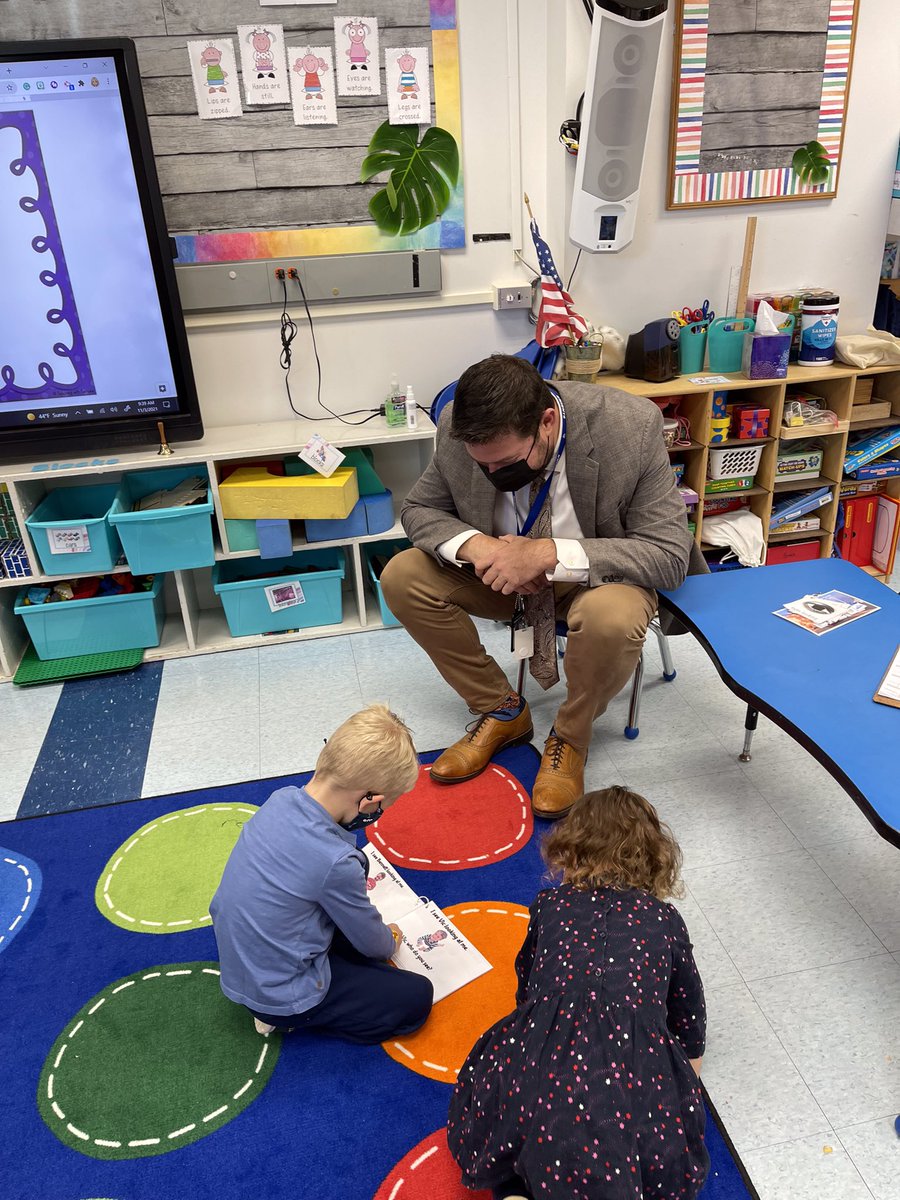 slevin_prek's tweet photo. We read to @Sean_McNeil2 and he read to us! What a special day!! #fhleads https://t.co/WAcvMtCnT4
