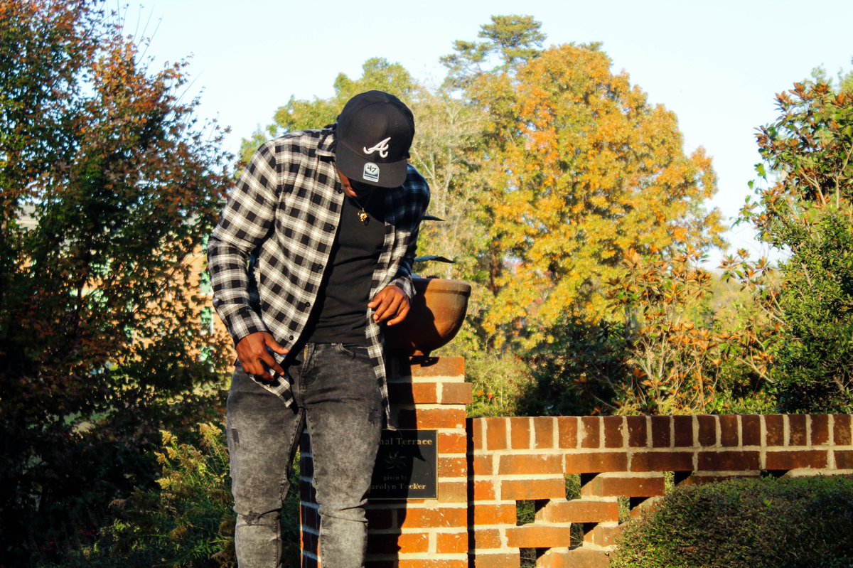 Trell01_'s tweet photo. Many more years to come #21 https://t.co/7KQsEvBzx2