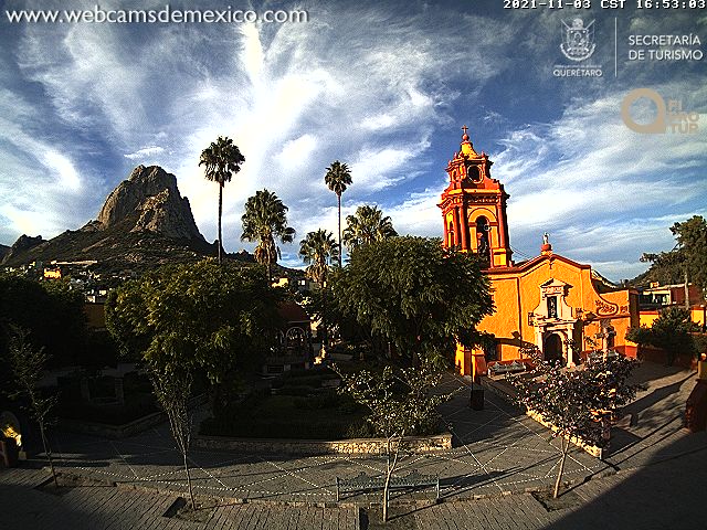 webcamsdemexico's tweet photo. Así la belleza de #Bernal, #PuebloMágico de #Querétaro, este miércoles. 

Vista Plaza Principal vía @QroTravel

#PeñaDeBernal 

Para ver en tiempo real:
https://t.co/7IMCWJEE0k https://t.co/AIcQXDk4s9