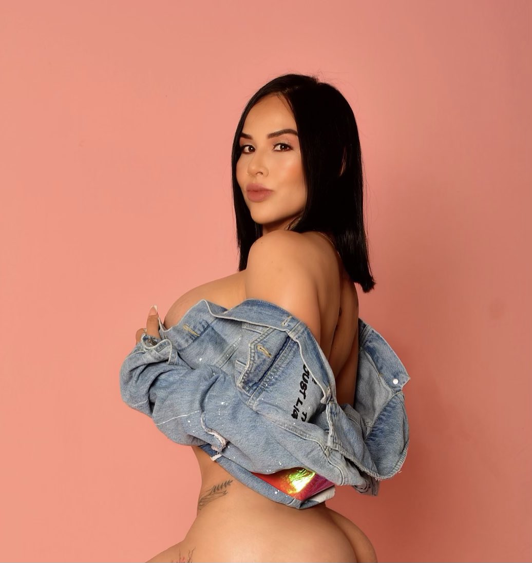 Ashley20202020's tweet photo. MODELO VIP En méxico .... #mexico https://t.co/dzcQ2IEzTY
