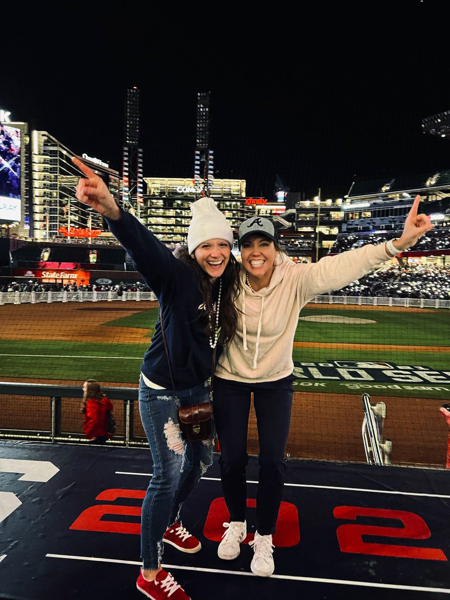 Kristinfry's tweet photo. World Series Champions!!! #Braves https://t.co/ug8r8URCJo