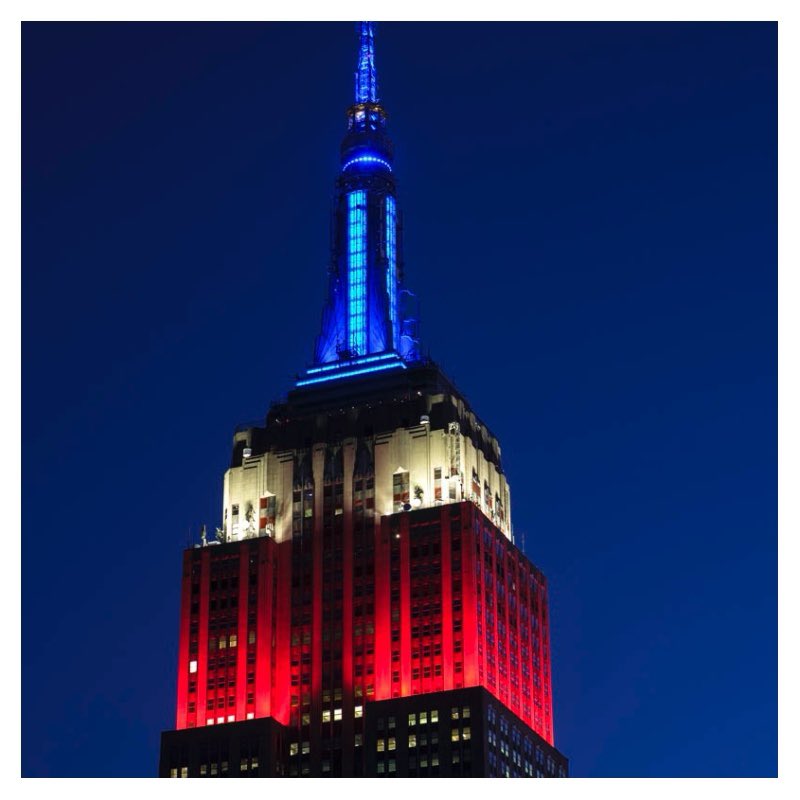 fbofred's tweet photo. 🔹▫️🔺 e m p i r e . s t a t e « #empirestate » #Manhattan / #NYC #usa #french #newyorker #newyork_ig #instanyc #instacool #instagood #instalike #photooftheday #picoftheday #photo insta : @fbofred @bakedbyfred #fall #November #2021🇺🇸 https://t.co/QJJOSb07BN