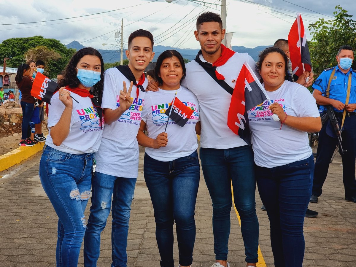 AlegriaEngels's tweet photo. Adoquinado VillaCuba - VillaSandino #UnidadParaLaProsperidad 
#2021AlaVictoriaConDaniel https://t.co/1AWmjWEtRf