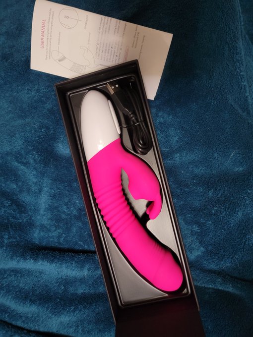 I tested out a toy from @healer0524 and I had one of the best orgasms from this toy and it made me really<a class="tags" target="_blank" title="On Twitter" href="/?out=eyJ0eXAiOiJKV1QiLCJhbGciOiJIUzUxMiJ9.eyJpYXQiOjE3MjQ4MzgxODcsImlzcyI6InR3cG9ybnN0YXJzLmNvbSIsIm5iZiI6MTcyNDgzODE4NywiZXhwIjoxNzU2Mzc0MTg3LCJyZWRpcmVjdF91cmwiOiJodHRwczovL3R3aXR0ZXIuY29tL2hlYWxlcjA1MjQifQ.wss1-OO0X7jn2LJviVtU6XB1oKyhTo311fXKlXvkYZ4WsAlZG9qo9EM1mU096jqM_2pbAhQ8BZzGdF5KQqQr1w">@healer0524</a><a href="/tag/sellingcontent"class="tags"><span>#sellingcontent</span></a>