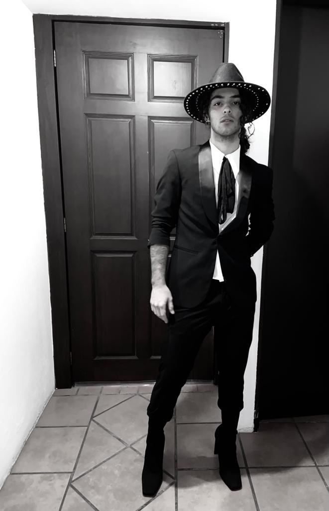 JBondoniNews's tweet photo. A darlo todo en los “GQ 15 Hombres del año”

JOACO EN GQ https://t.co/x52o07mhQq