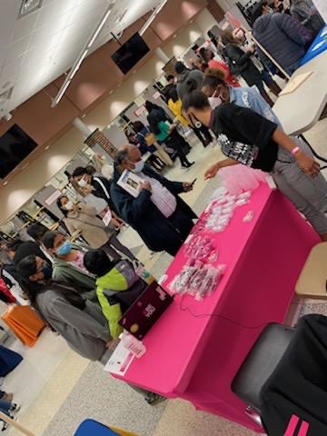 We are LOVING all of our potential new hire talent that our teams interact with tonight❤️ ⁦<a href="/mikeluellen/">mike luellen</a>⁩ ⁦<a href="/m_wan4life/">Wanny Manasse</a>⁩ ⁦<a href="/TamaraSmith7730/">Tamara Smith</a>⁩⁦@BPTolley⁩⁦<a href="/kishatolliverhr/">Kisha Tolliver</a>⁩