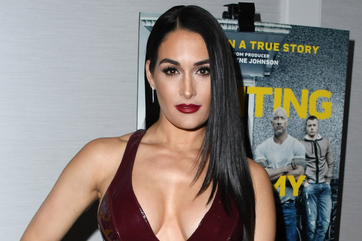 Nikki Bella Gets Bad News From Doctors https://t.co/xUCsSNZM0r https://t.co/mY8tFBHijf