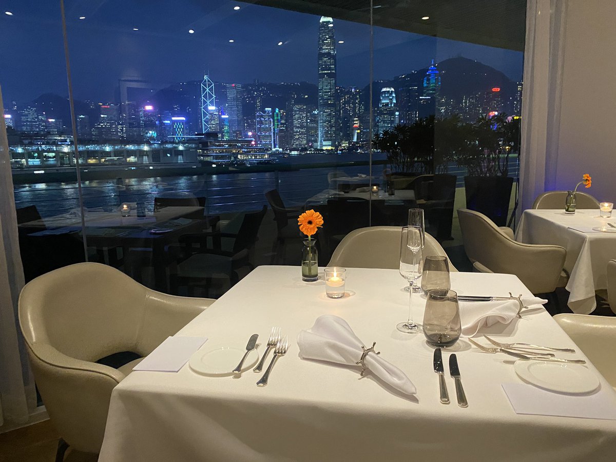 amethk's tweet photo. 香港🇭🇰会員制パシフィッククラブPier6🍽白トリュフディナー😆
お店情報➡️ https://t.co/IfhQJS7qvC
#香港マイタン日記 #白トリュフ
#whitetruffle #pacificclub https://t.co/8xIt6oZLzW