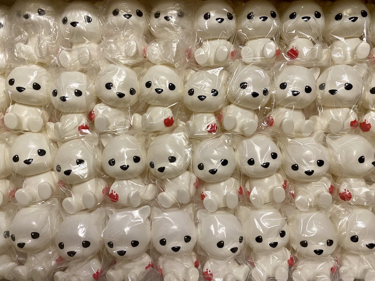 lukechueh's tweet photo. Hello!
See you at @DesignerCon (booth 301) and then on my webstore https://t.co/B5agxE94uJ (after Nov 14th)
#hellolukey #sofubi #arttoy #designertoy #lukechueh https://t.co/edg2rsADE5
