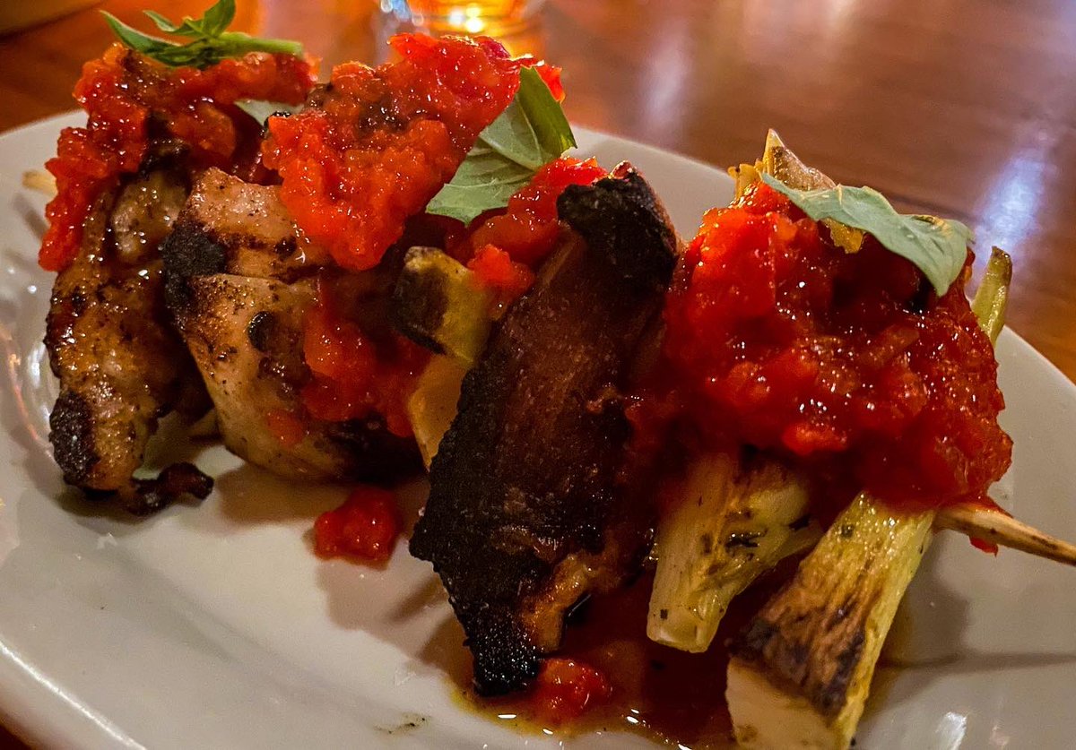 BrianDMains's tweet photo. Itโs been a minute but the wait was definitely worth it for #wednesdaydatenight. Mike Stankovichโs newest endeavor, Mid City is FANTASTIC. Great food. Great drinks. Great atmosphere. https://t.co/CKHlDZEtVW