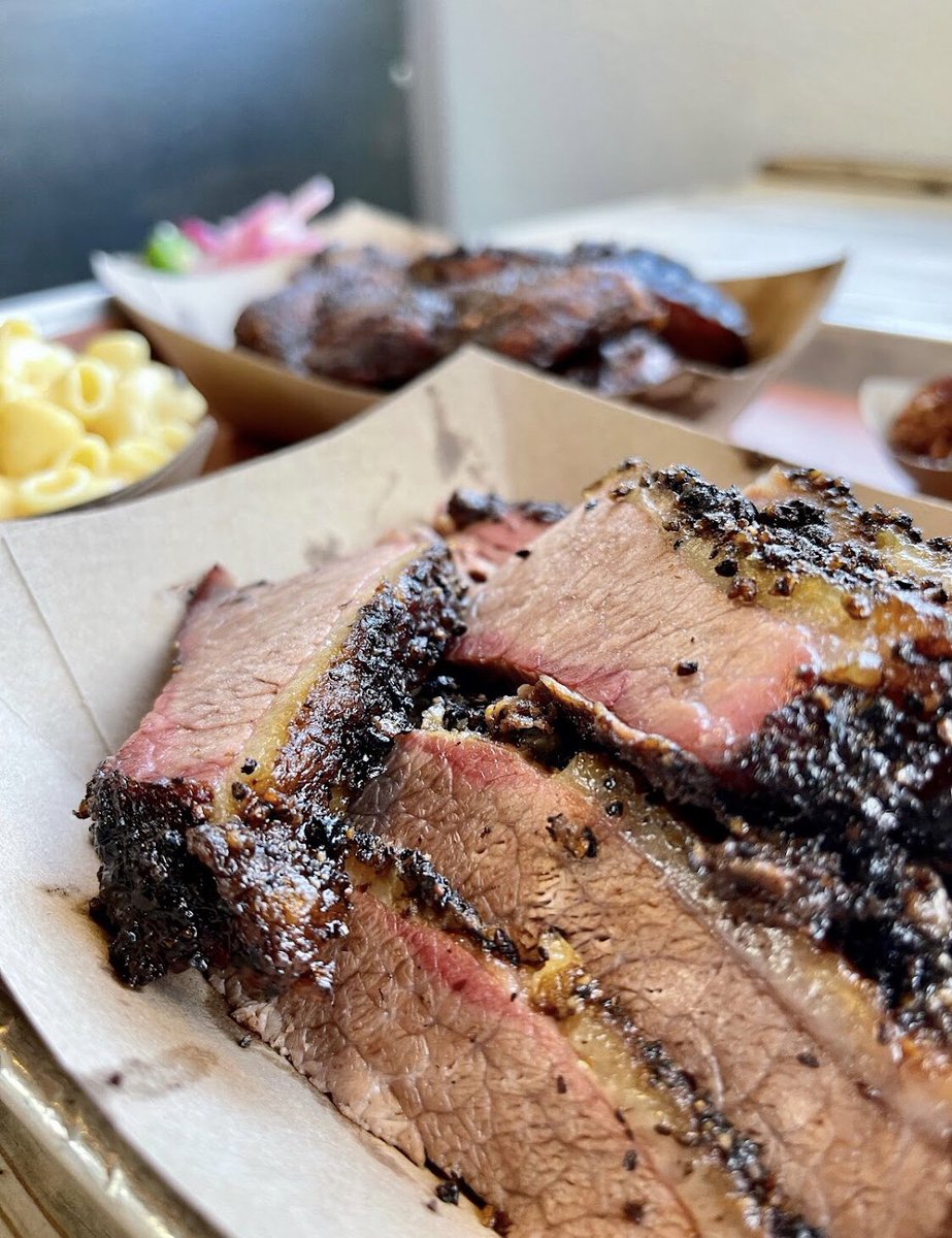 TopHoustonEats's tweet photo. The Pit Room. 1201 Richmond Ave, Houston, TX 77006 https://t.co/m3VT7DzG2d