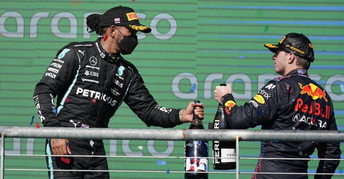 DiarioLibre's tweet photo. 🏁|#DeportesDL | Hamilton y Verstappen le devuelven la emoción a la F1
🔗https://t.co/RumLoXZPis
#DiarioLibre #Halmiton #Fórmula1 #Verstappen #GranPrix https://t.co/MK3y4R3FuL