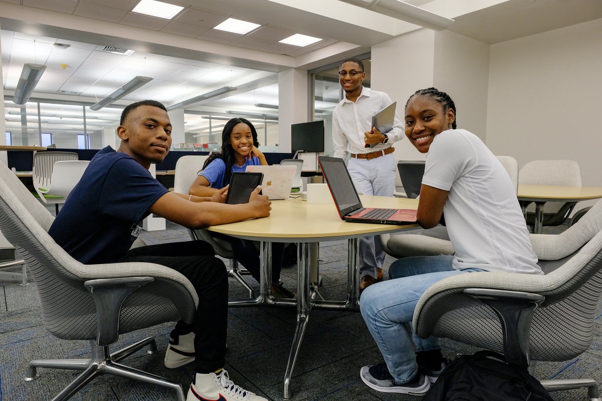 A big boost in first-time freshmen at Jackson State University resulted in a 2.3 percent increase in total enrollment.

🔗 : bit.ly/3jZpcGI
