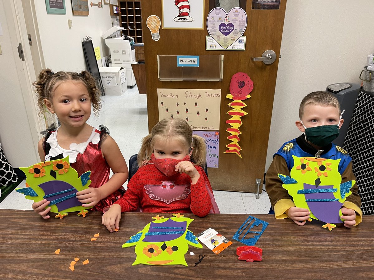 brookbears's tweet photo. We are so lucky to do THIS every day! Teaching and learning is our passion ❤️ Engaging our students to become kindergarten ready is the goal ✔️👏🏻 #webuildthefuture #thejourneymatters #wearedifferencemakers #wfisdEarlyLearning https://t.co/fyz55WPRWa