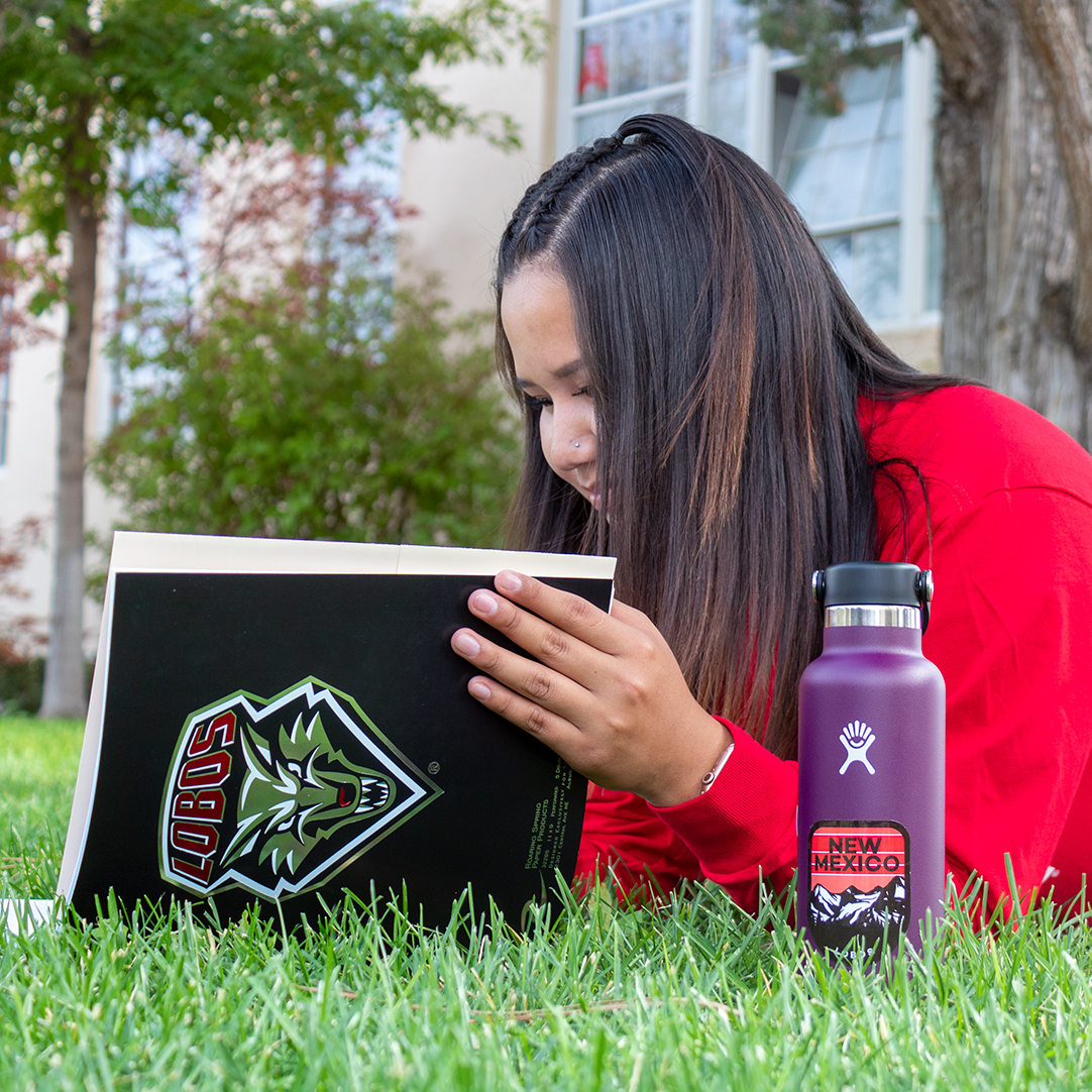 UNMBookstores's tweet photo. 📚 Show your school spirit with a UNM branded binder, notebook or folder!
👉 Visit us in-store or shop online here: https://t.co/uMweM9dREI
#RepUNM #Lobowear #GoLobos #SchoolSupplies https://t.co/ui5D01z0w9