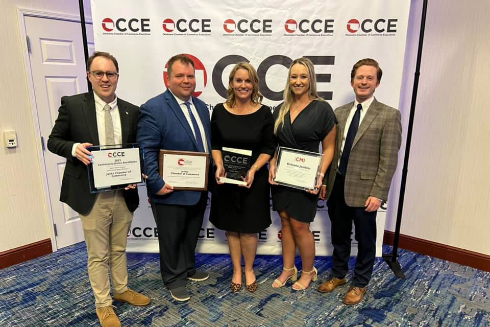 JenksChamber's tweet photo. Chamber staff recently attended the annual OCCE conference, taking knowledge and recognition back home.

🥇 Outstanding Staff Person of the Year: Angie Martin Rains 
🎓 CMI graduate: Brittany Jenkins 
📢 Communications Excellence Award
💼 State Certified Chamber https://t.co/VTthLr0hGy