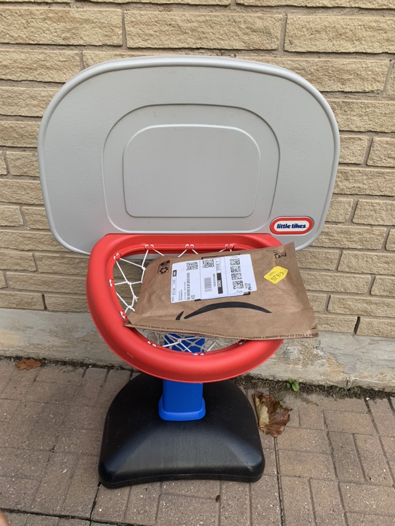 Becky Lundy tweet media