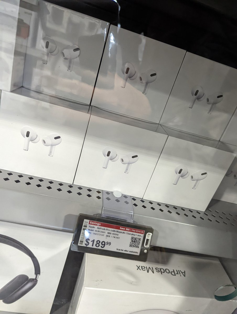 jmwilt21's tweet photo. So Apple just released Airpods 3 for $170... But best buy has Airpods Pro for $10 😂😂😂 https://t.co/TAf29A0Gi6