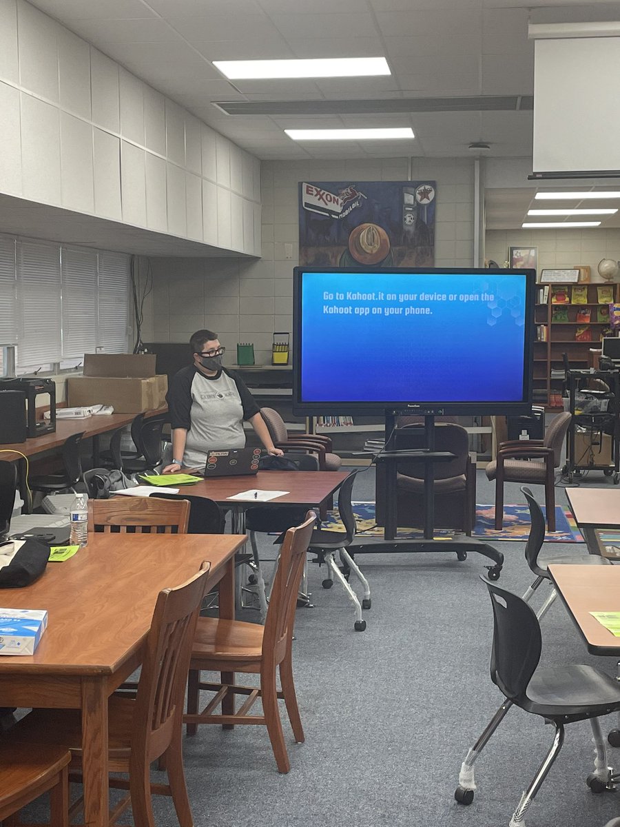 Mr_CWalker's tweet photo. So proud of @kalwenda @Ms_Clohessy for leading @DrewAcademy teachers through our #PDWednesday on our discipline process and the purpose of the Deans of Culture. @lmamerson https://t.co/PvdpvDas6s