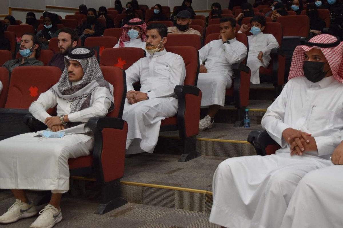 Trafud_TU's tweet photo. تم بحمد الله وتوفيقه الإنتهاء من #ملتقى_التسويق_الرقمي 

شكرنا وتقديرنا للضيوف على ما قدموه اليوم من معلومات مثرية في مجال التسويق الرقمي✨
والشكر موصول للحضور على حضورهم وتفاعلهم✨
وكما نتقدم بجزيل الشكر لشركاء النجاح✨ https://t.co/0MSdp6g8Wh