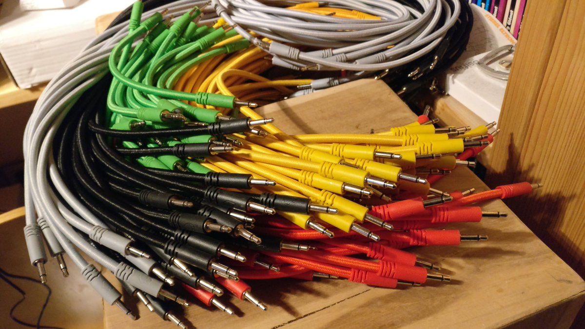 Syntaxil's tweet photo. Finally bought new breaded patch cables from @Polar_Noise and they are absolutely gorgeous. Isn't that prettier than a bouquet of flowers? #eurorack https://t.co/aqS8hlkDxT