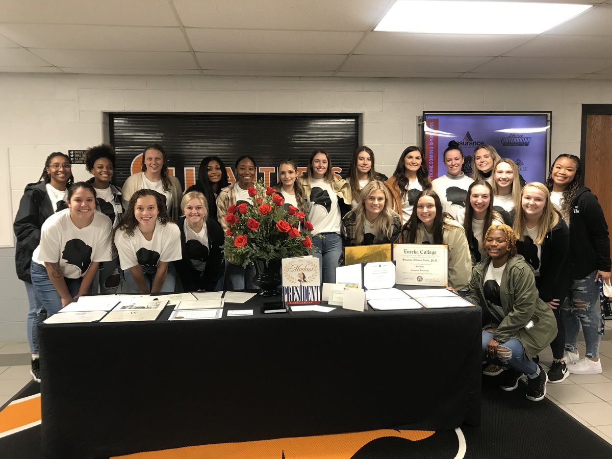 GreenvilleUniv's tweet photo. Congratulations to @GUPanthers Womens Volleyball! The program went undefeated 12-0 in @SLIAC conference play. We are excited for this historic moment!!! 

Read more here https://t.co/lKRC7o1Eif

#GOPanthers https://t.co/1g1Jz4aQ9H