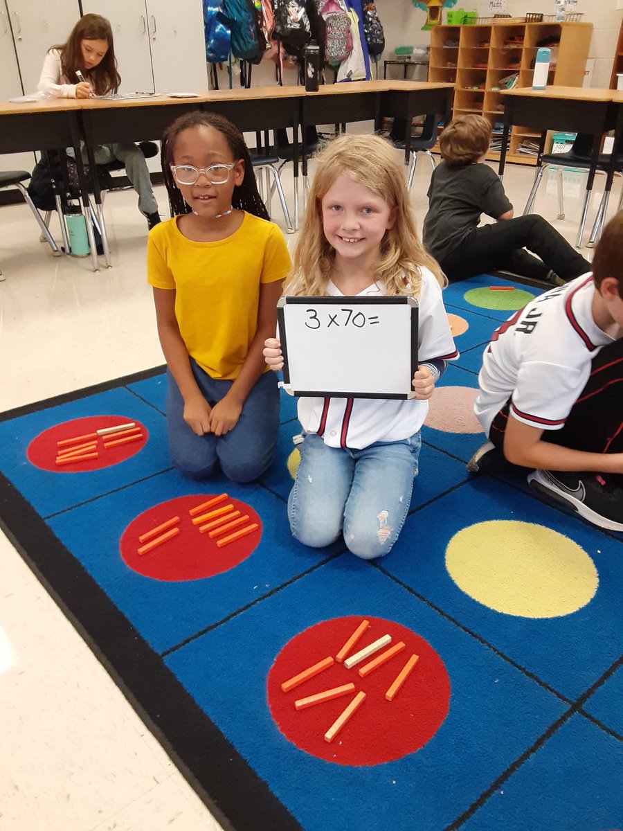 SproatMrs's tweet photo. Hands on math stations. Multiplying by multiples of ten with base 10 blocks. https://t.co/Xl3drqPKtL