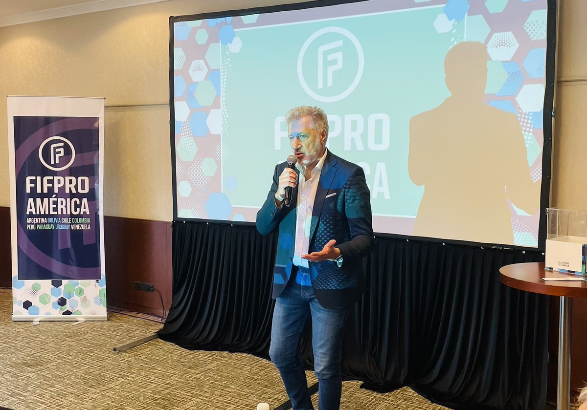 FIFProAmerica's tweet photo. El secretario general de Agremiados Argentinos Sergio Marchi fue elegido como nuevo presidente de FIFPRO SUDAMERICA, en la X Asamblea General Fifpro Sudamerica que se realiza en Buenos Aires - Argentina.
#FifproSudamerica https://t.co/wLSNvduNdD