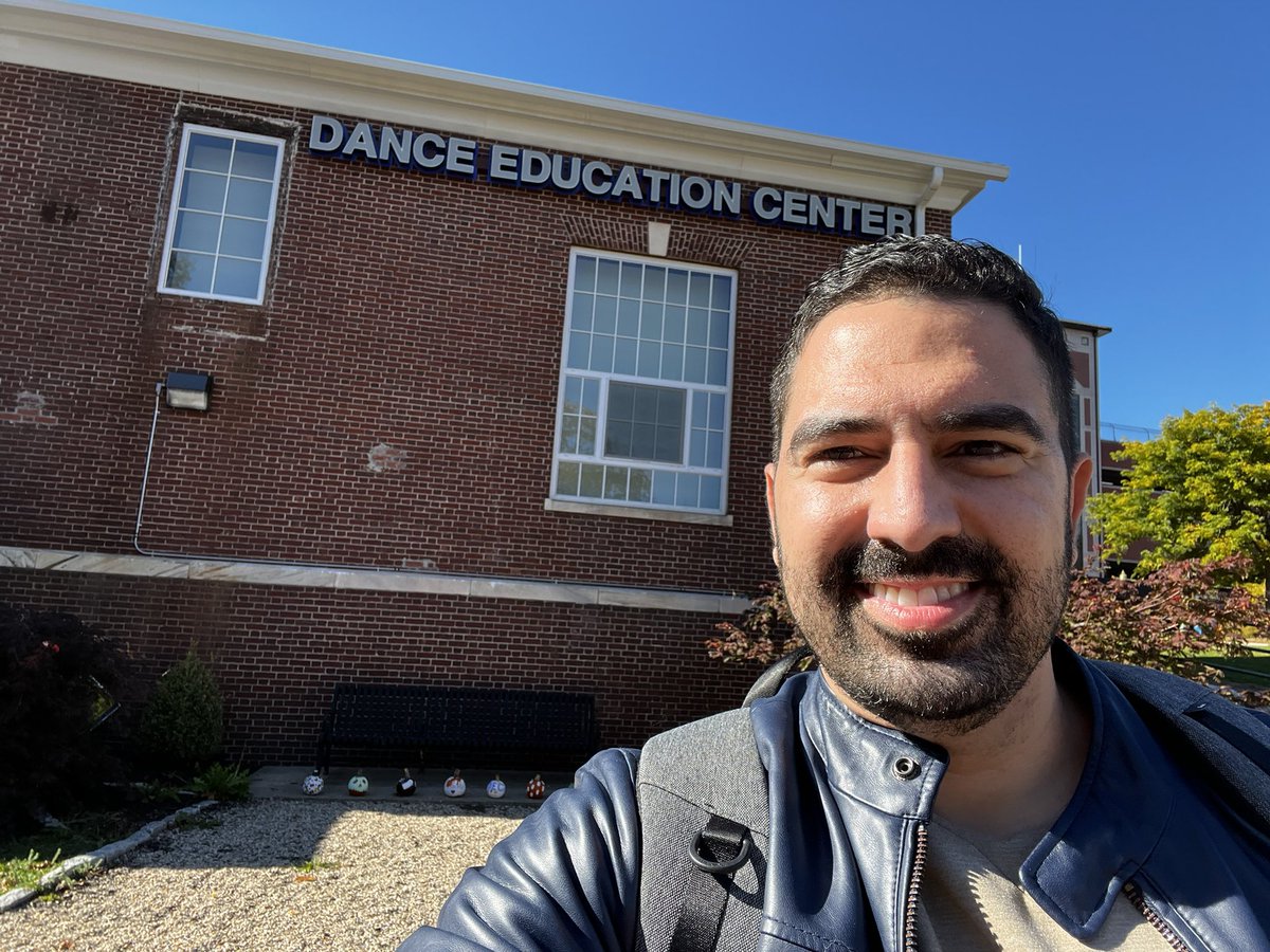 GregYoudan's tweet photo. Guest teaching today at Central Connecticut State University.
#DanceScience #IntegratedDance #Dance #MotorLearning #MotorControl #DanceEducation https://t.co/HNwlNKk9zN