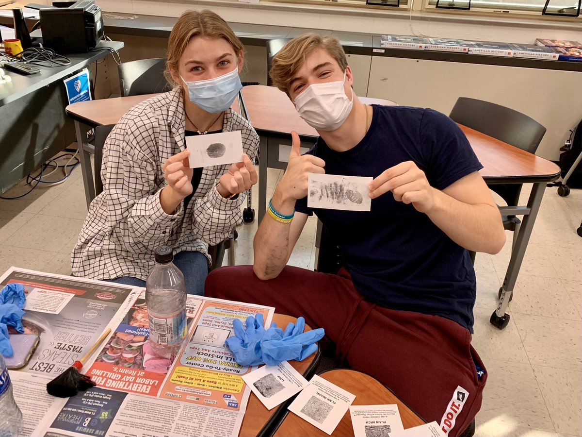 LHSPsychology's tweet photo. Thanks for joining us in Psych Club today, Mrs. Crane, and sharing about your experiences in forensic photography. Here are some students finding and analyzing their fingerprints (and those of other suspects…) https://t.co/BU1xgGBhGm