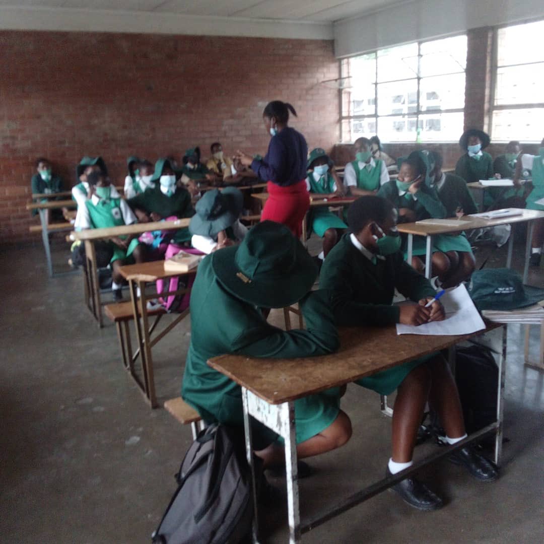 “A child’s mental health is just as important as their physical health and deserves the same quality of support”.  Our org launched its school-based mental health literacy programme at Sizane High School <a href="/AngelicaMkoron1/">Angelica Mkorongo</a> <a href="/gchallenges/">Grand Challenges Canada</a> <a href="/AusEmbZim/">Australian Embassy, Zimbabwe</a> <a href="/Ember_mh/">Ember Mental Health</a> <a href="/SAYWHATOrg/">SAYWHAT</a>